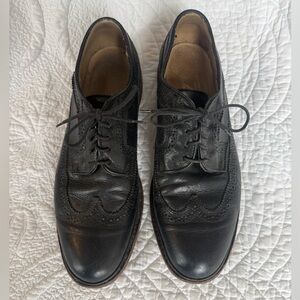 FRYE AND CO. Black Leather Wingtip Derby Shoes